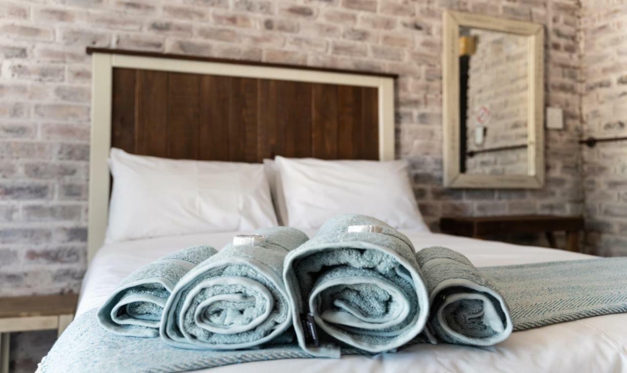 Hotel Opstal Guestfarm Potchefstroom Esterno foto