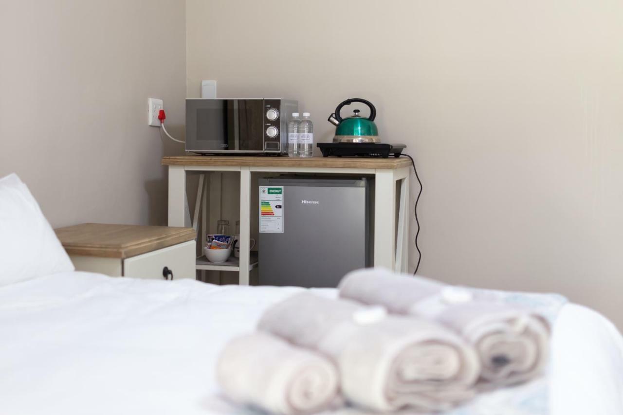 Hotel Opstal Guestfarm Potchefstroom Esterno foto