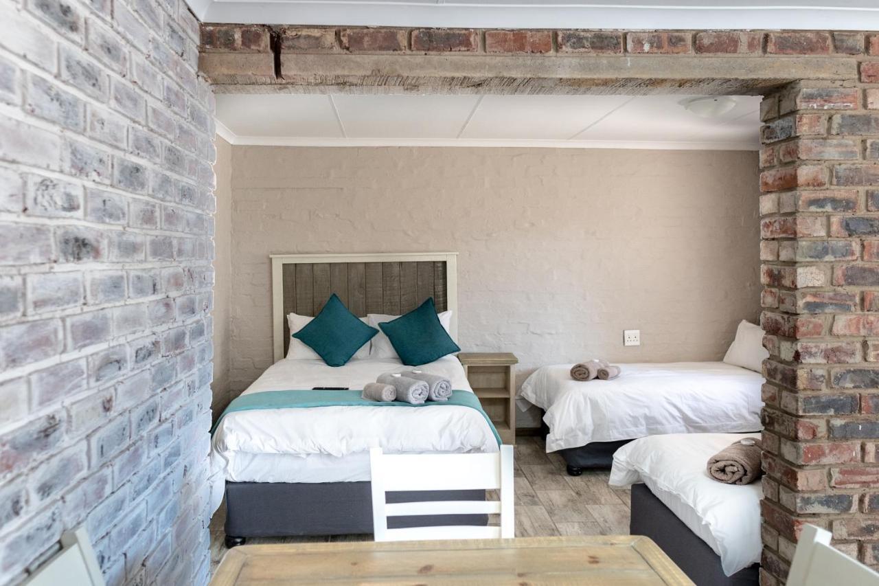 Hotel Opstal Guestfarm Potchefstroom Esterno foto