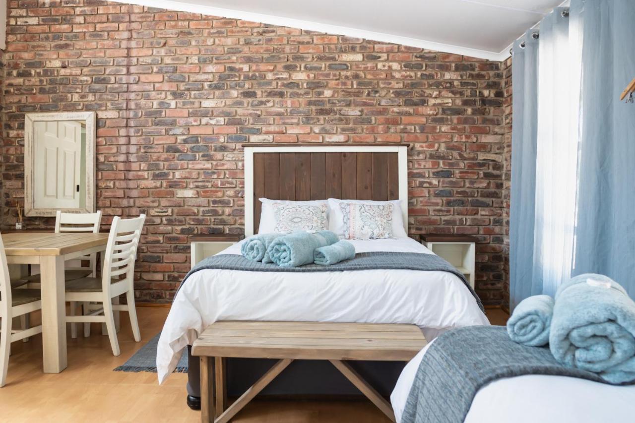 Hotel Opstal Guestfarm Potchefstroom Esterno foto