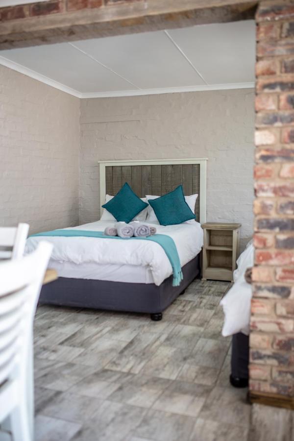 Hotel Opstal Guestfarm Potchefstroom Esterno foto