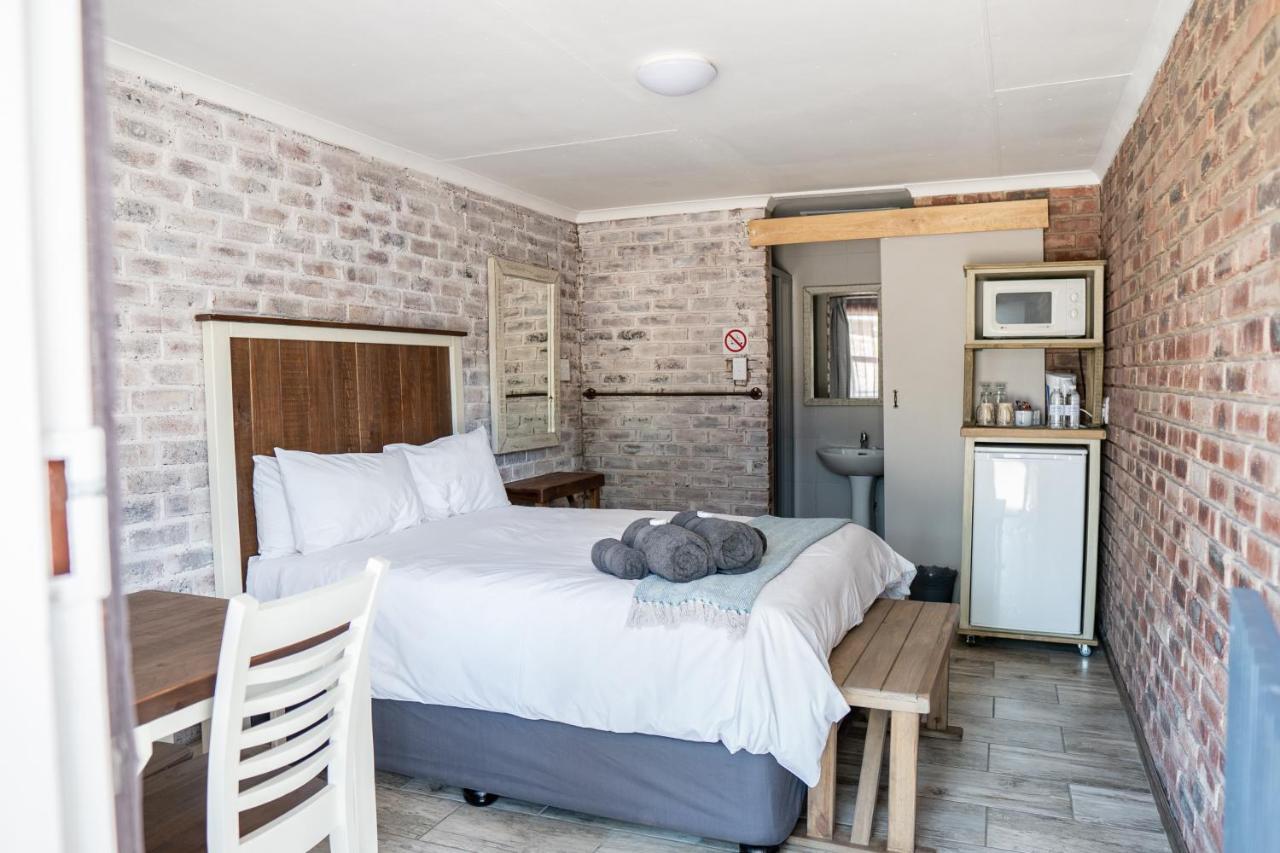 Hotel Opstal Guestfarm Potchefstroom Esterno foto